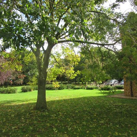 Moreton Pinkney Weston Hill Farm Bed & Breakfast エクステリア 写真