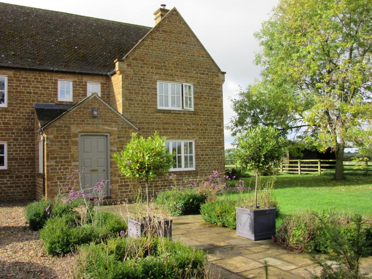 Moreton Pinkney Weston Hill Farm Bed & Breakfast エクステリア 写真