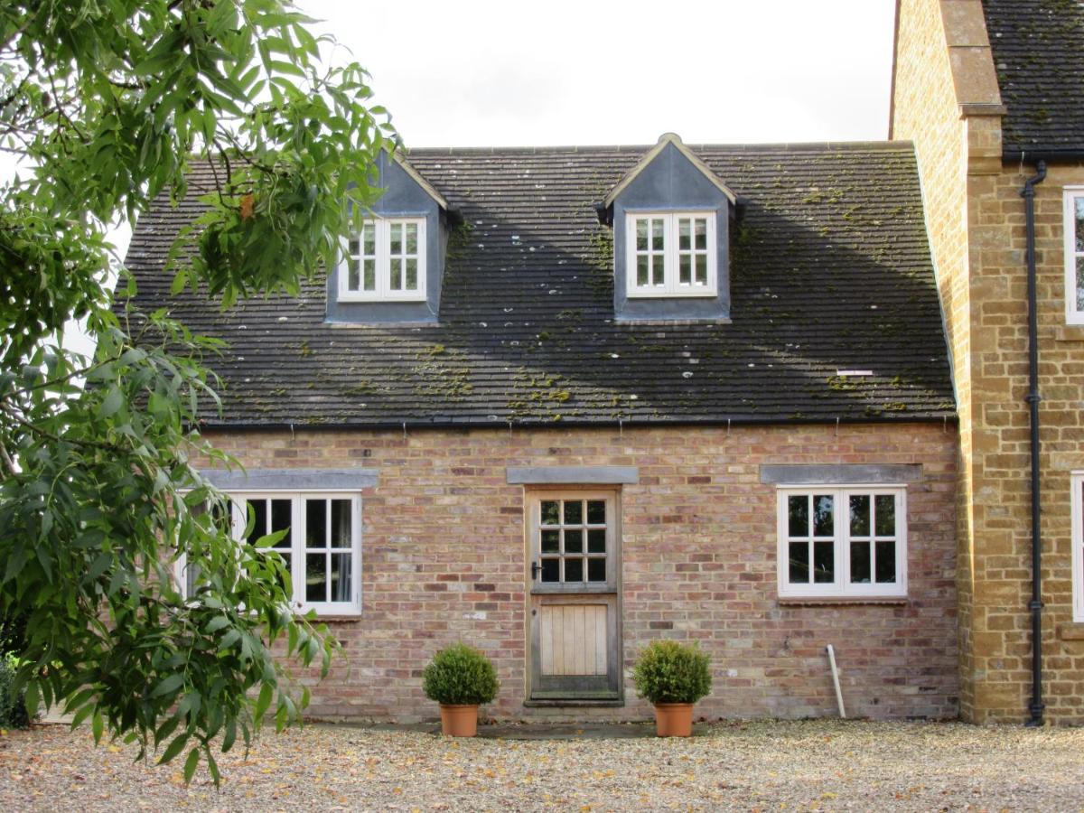 Moreton Pinkney Weston Hill Farm Bed & Breakfast エクステリア 写真