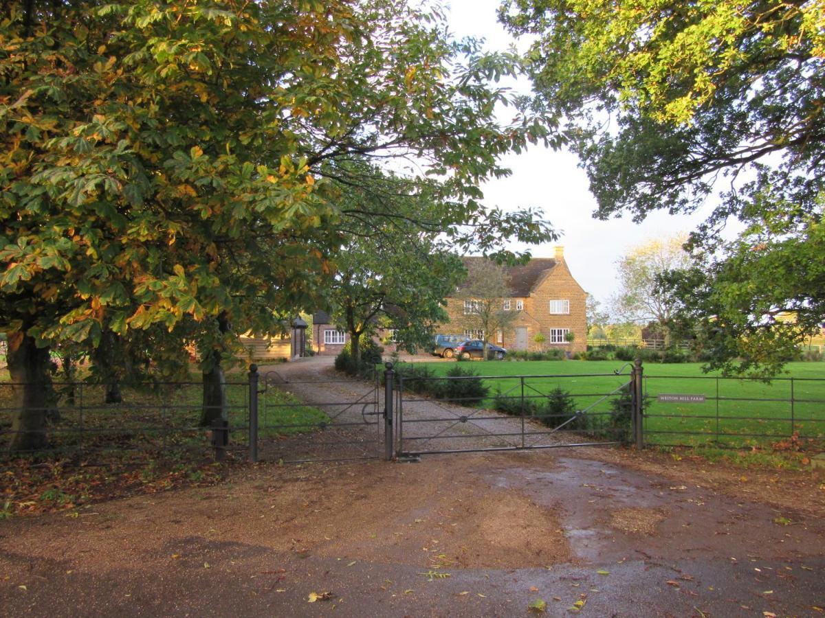 Moreton Pinkney Weston Hill Farm Bed & Breakfast エクステリア 写真